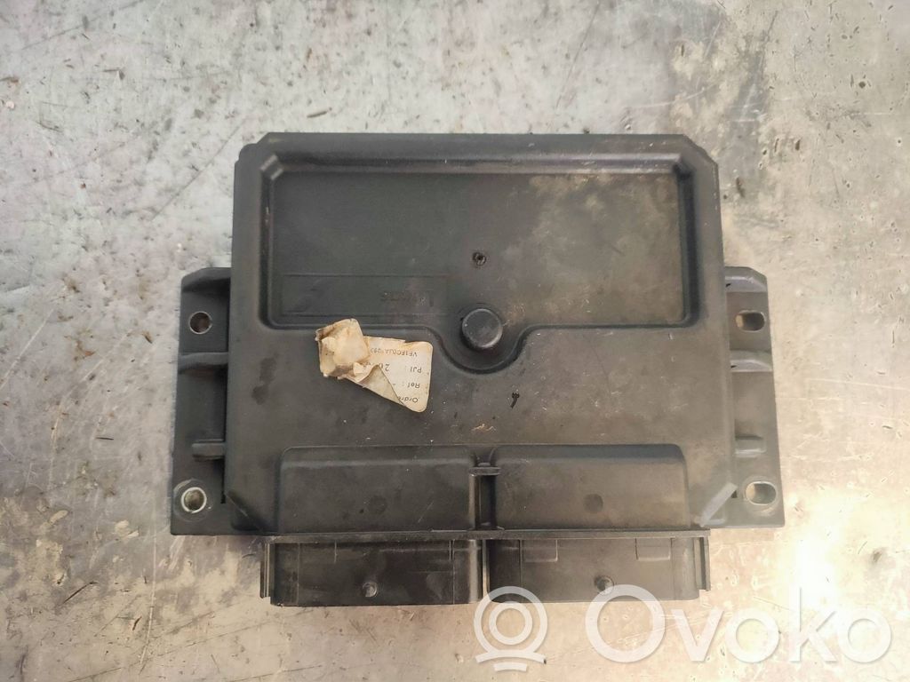 Sterownik / Moduł ECU   R04010030I,8200327651