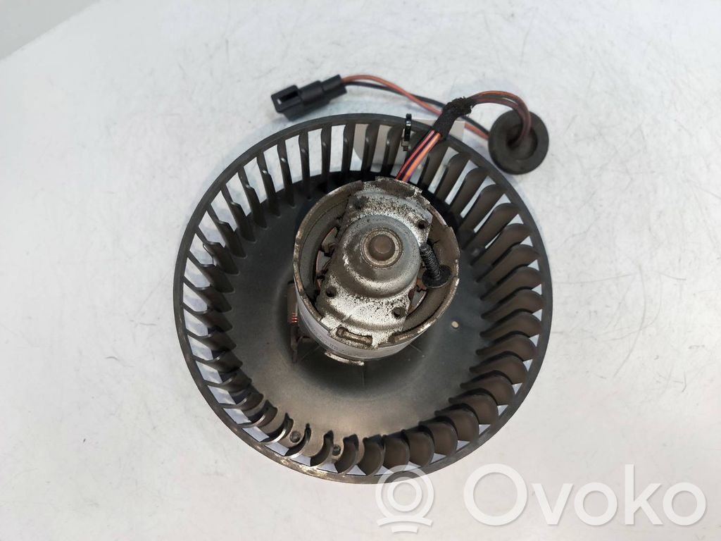 Mazā radiatora ventilators