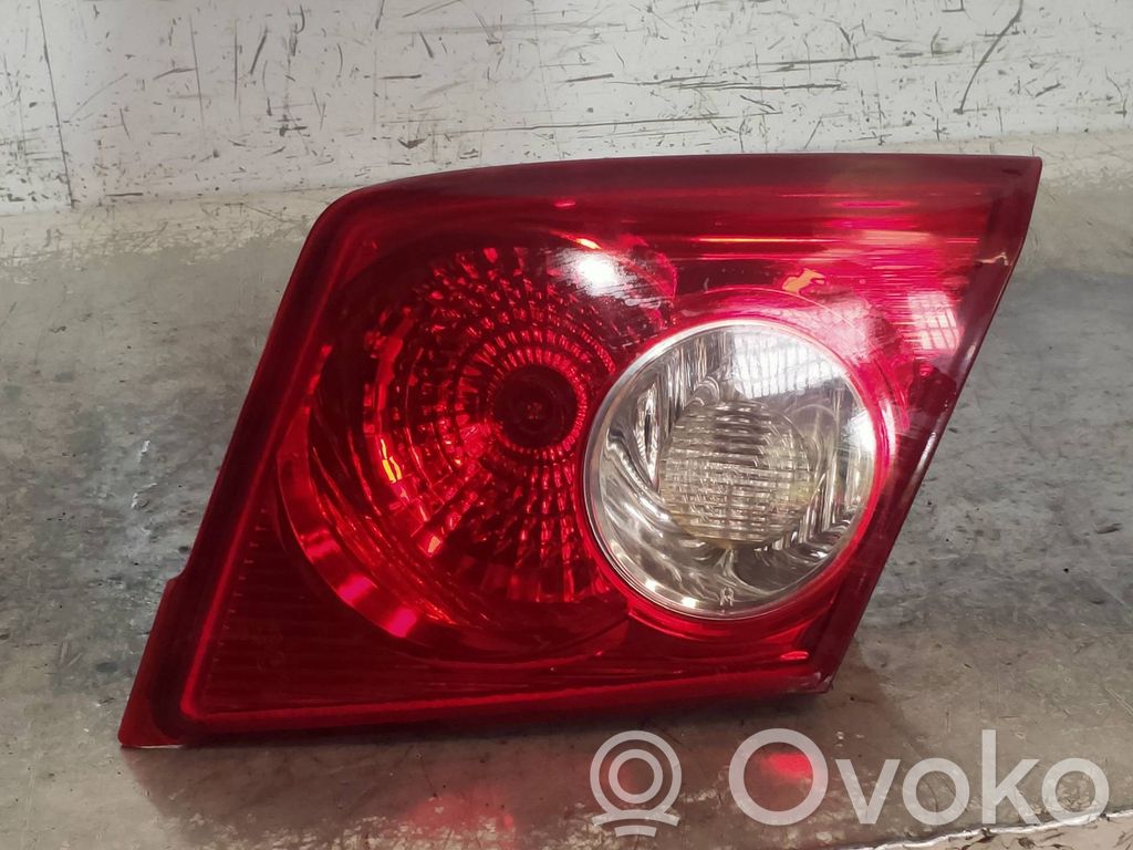 Tailgate rear/tail lights