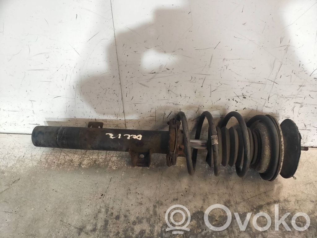 BMW 3 E90 E91 Front shock absorber with coil spring 
