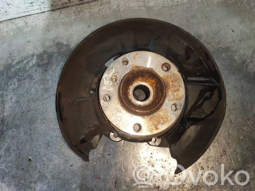 Rear wheel hub spindle/knuckle