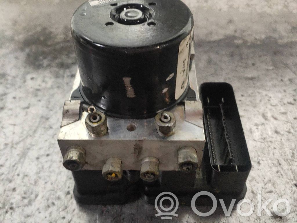Chrysler Voyager ABS Pump 