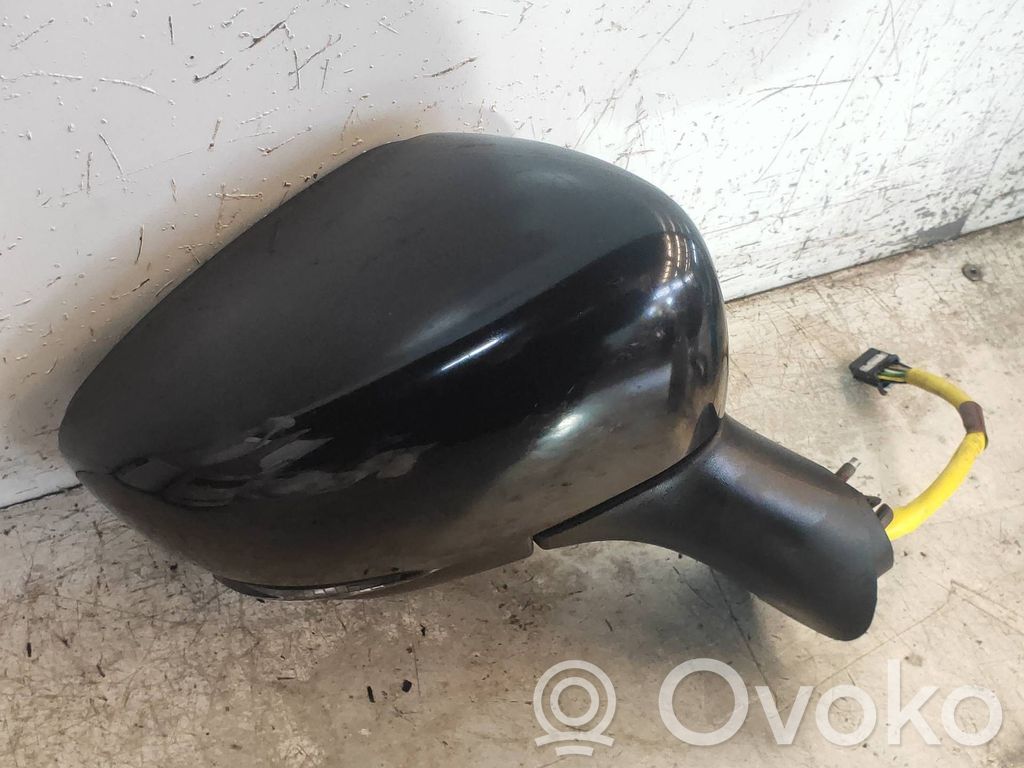 Front door electric wing mirror