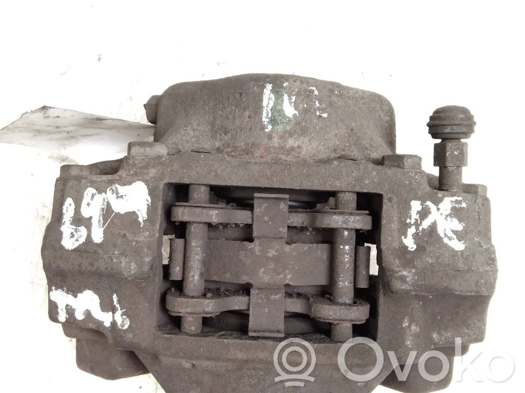 Opel Vectra B Brake caliper pad carrier rear 