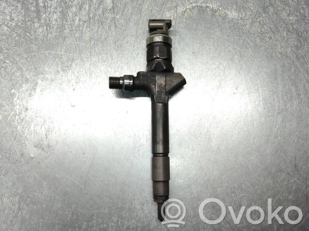 Fuel injector