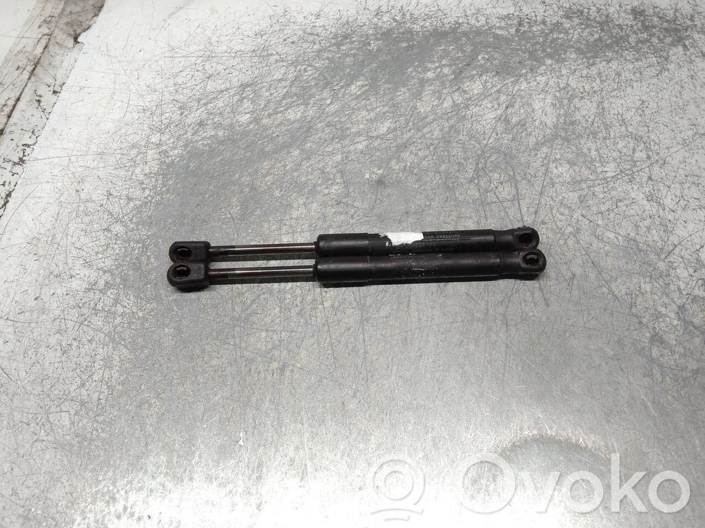 Mazda 3 I Tailgate/trunk strut/damper 