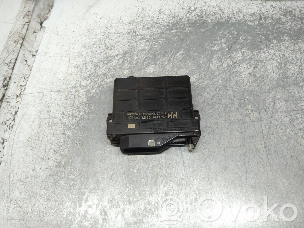 Opel Kadett D Engine control unit/module 