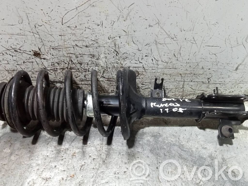 Front shock absorber with coil spring