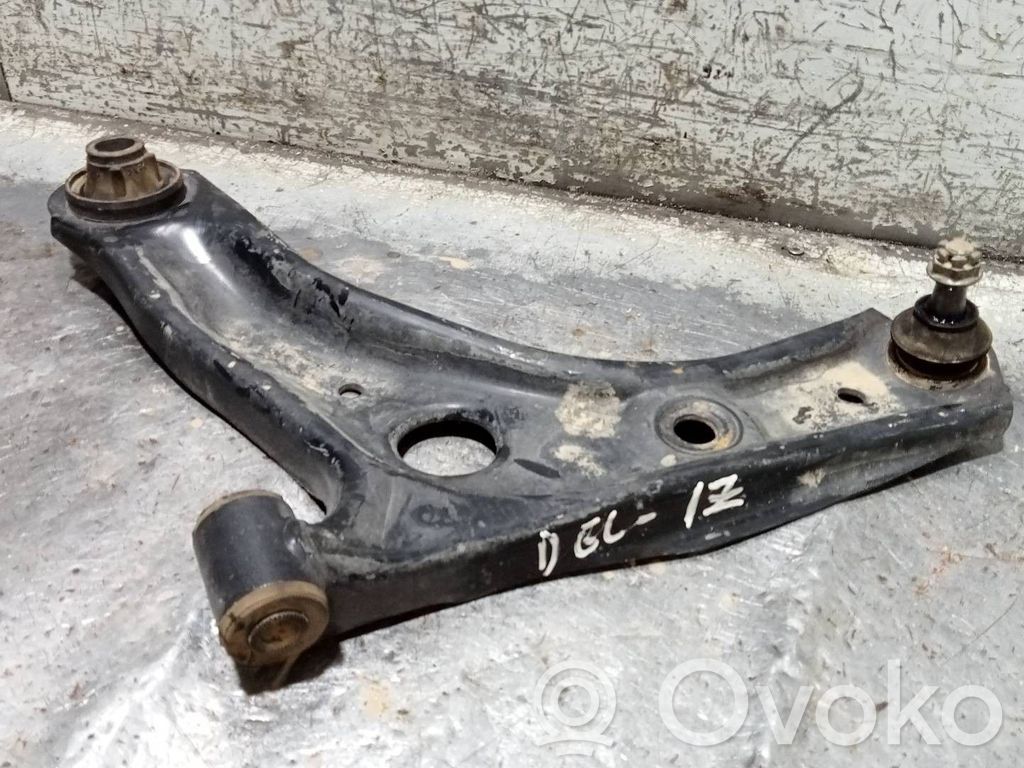 Brazo de suspensión delantero