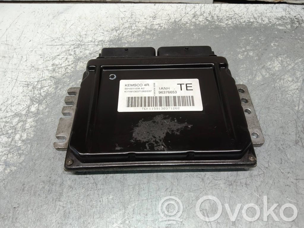 Sterownik / Moduł ECU   S010011038A2,96376653,4R1ANHTE