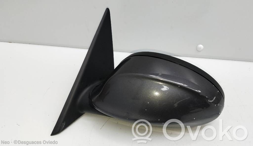 Front door electric wing mirror