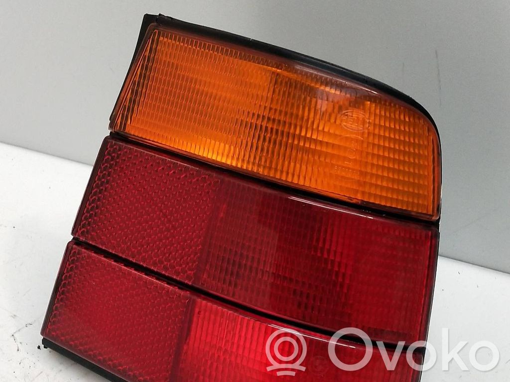 Rear/tail lights   1384010