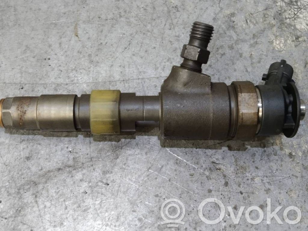 Inyector de combustible   0445110339,870689