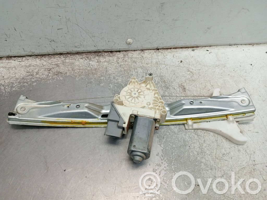 Elektryczny podnośnik szyby drzwi tylnych   105264103,7746002807,16124633