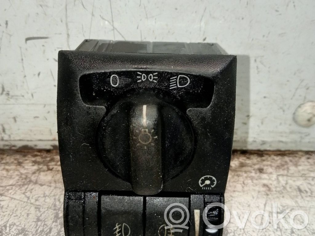 Opel Omega B2 Panel lighting control switch 