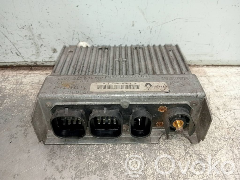 Engine control unit/module   7700106071,216260740,8289
