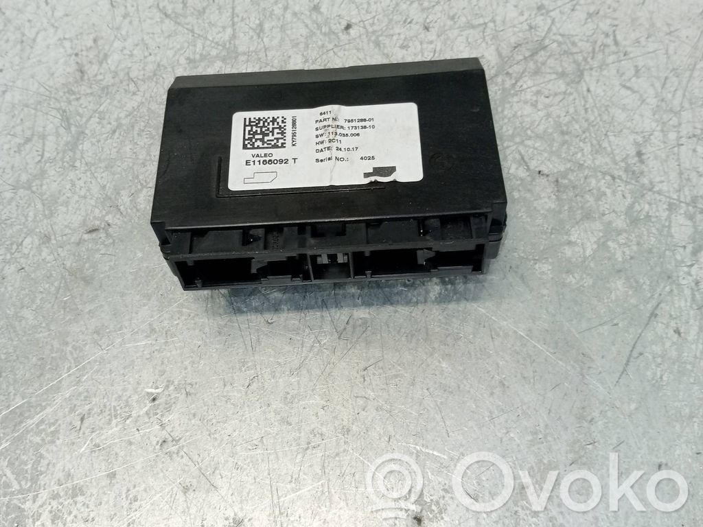 BMW 2 F22 F23 Alte unități/module de control 