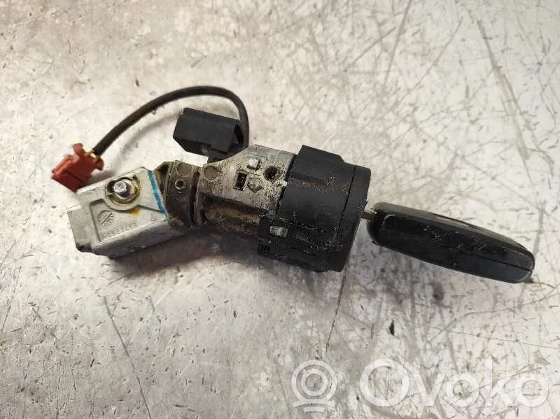 Citroen Berlingo Užvedimo spynelė 