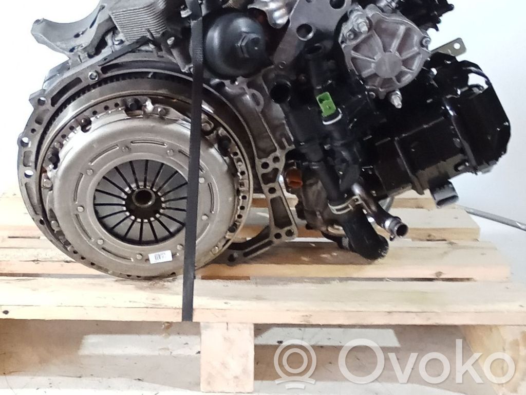 Variklis   XWDA,BOSCH,HK14206