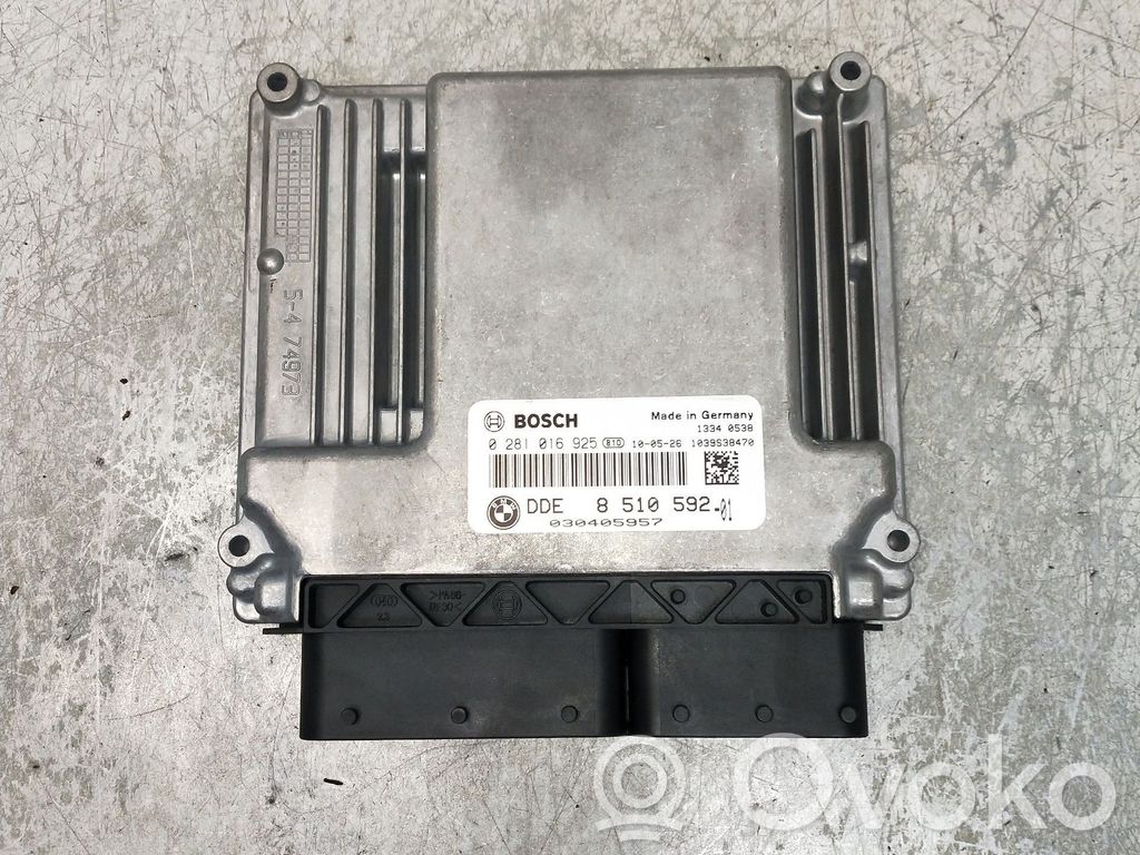 BMW 1 E81 E87 Engine control unit/module 