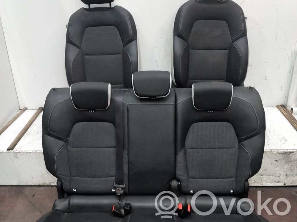 Renault Captur Seat set 
