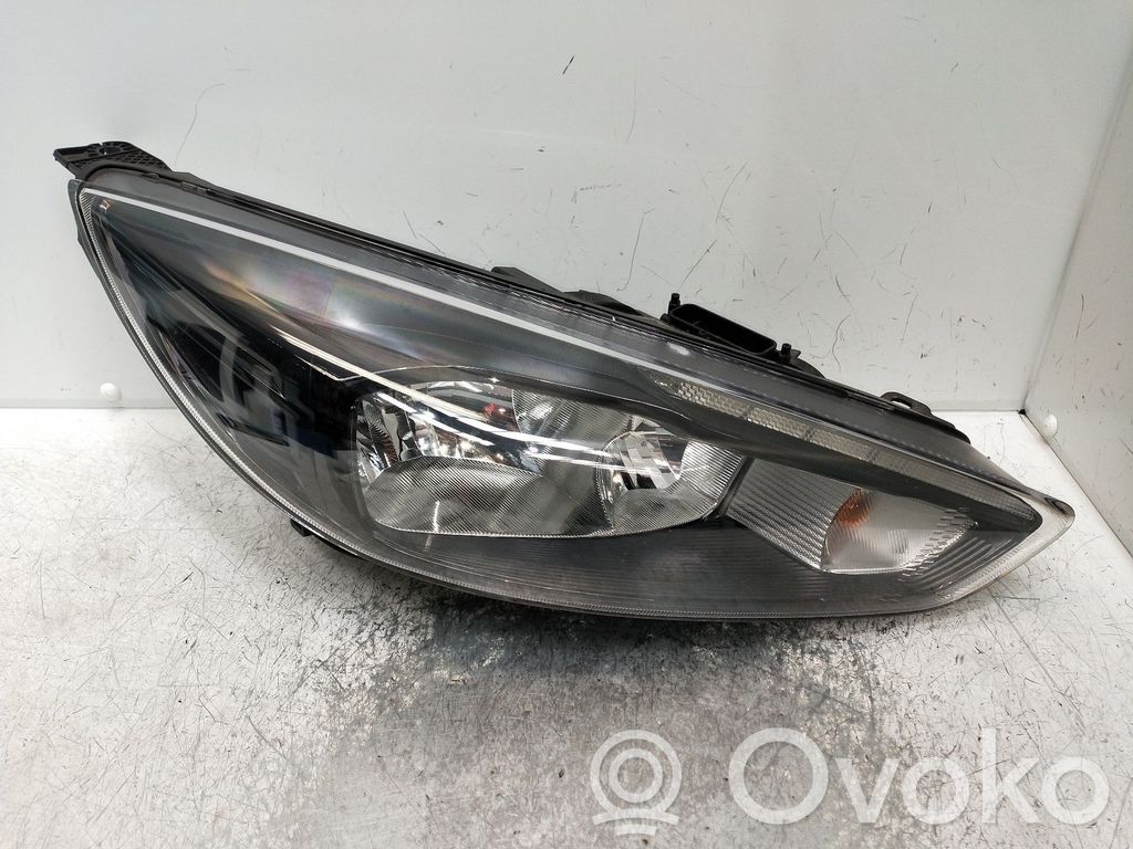 Ford Focus Scheinwerfer 