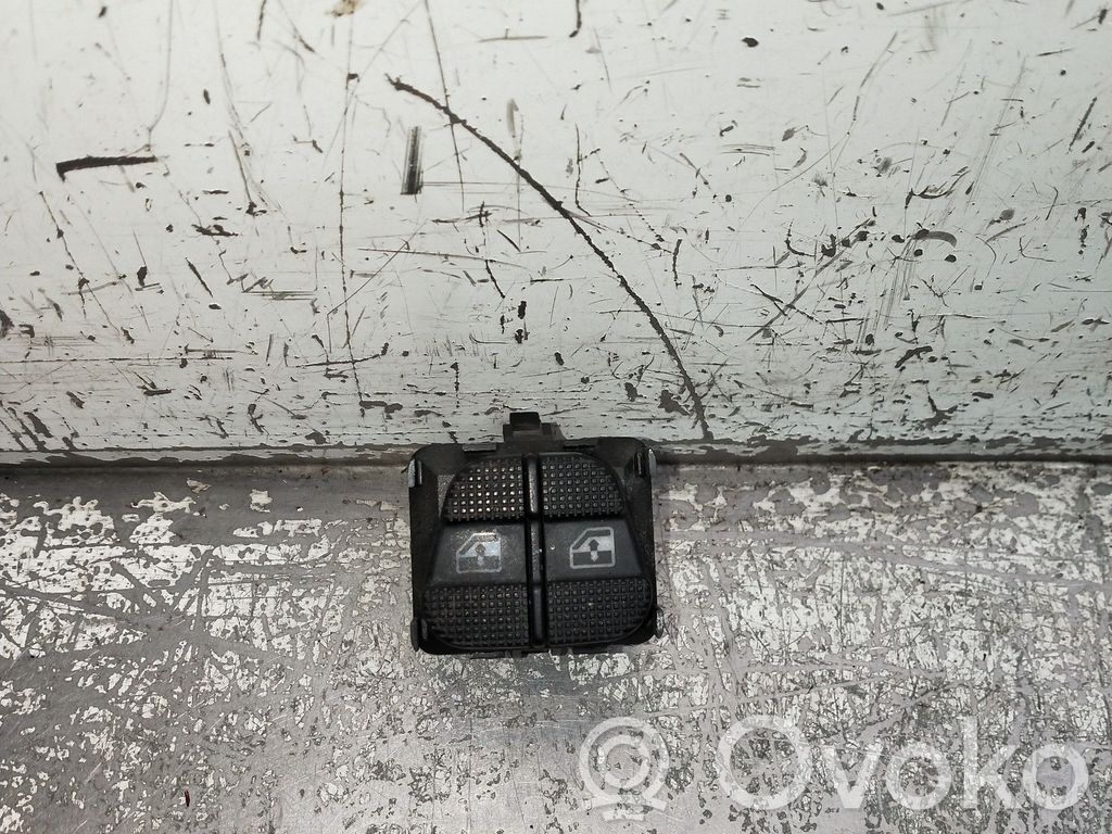 Volkswagen Vento Interruptor del elevalunas eléctrico 