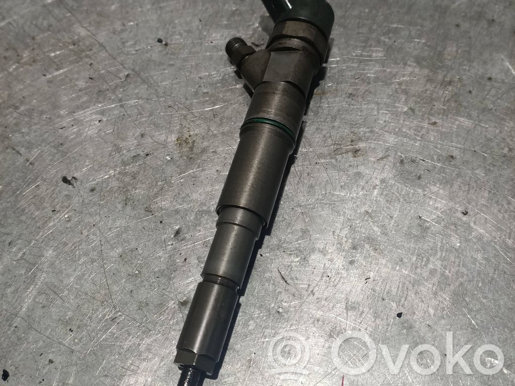 Inyector de combustible   0445110047,7785984,2205205219106