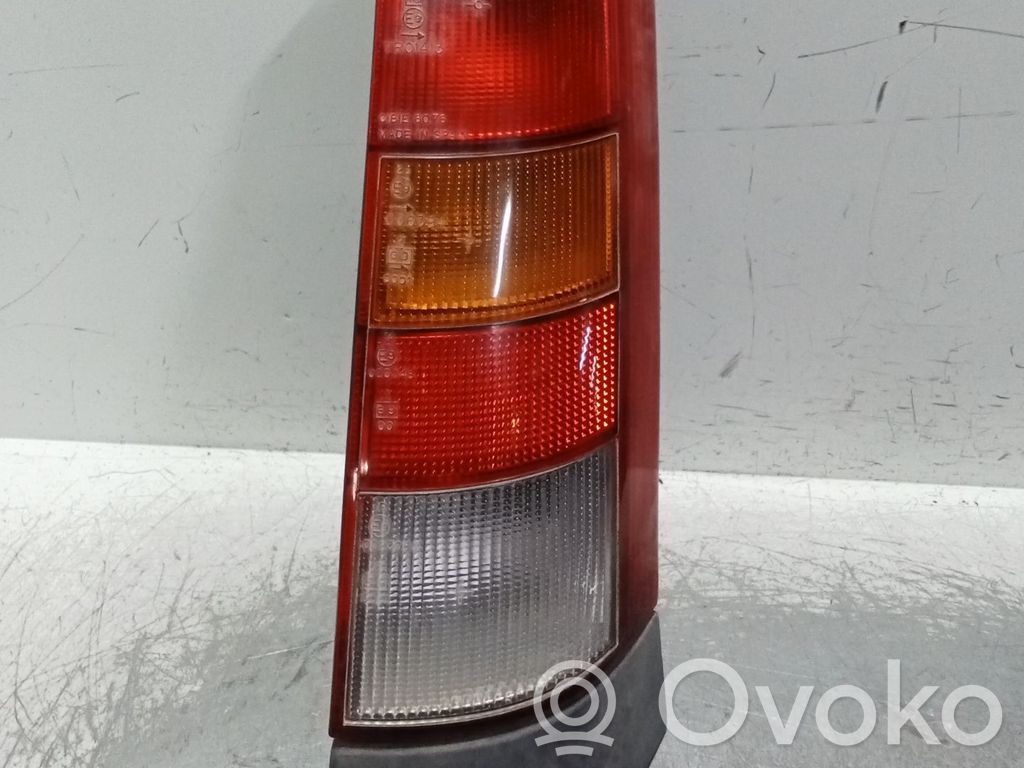 Rear/tail lights