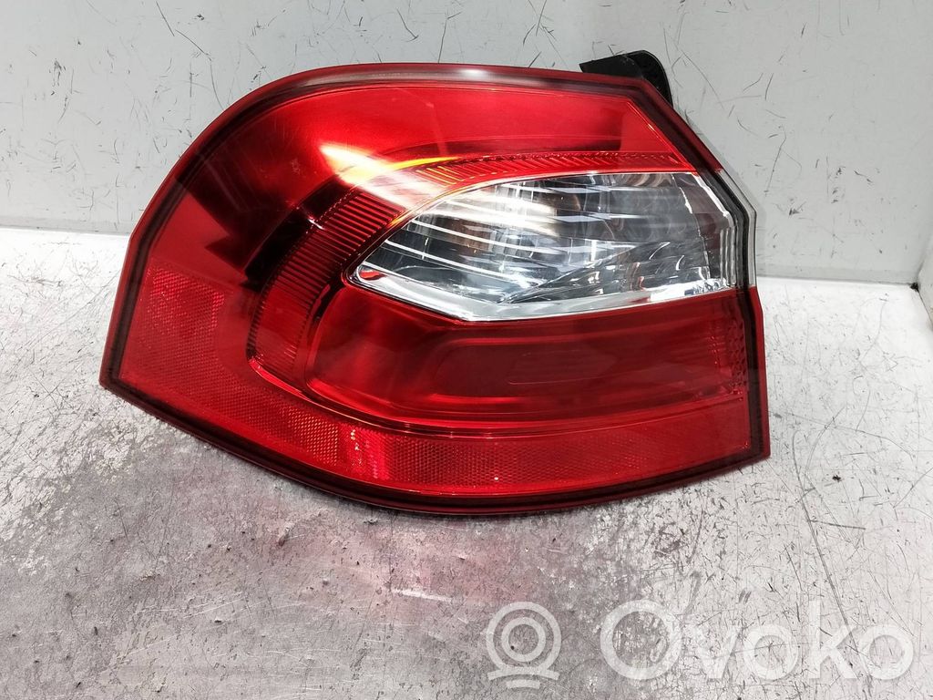 KIA Rio Lampă spate în caroserie 
