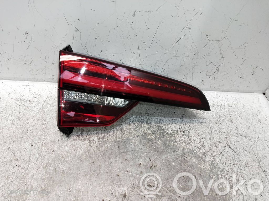Audi A4 S4 B9 8W Etuajovalon polttimo 