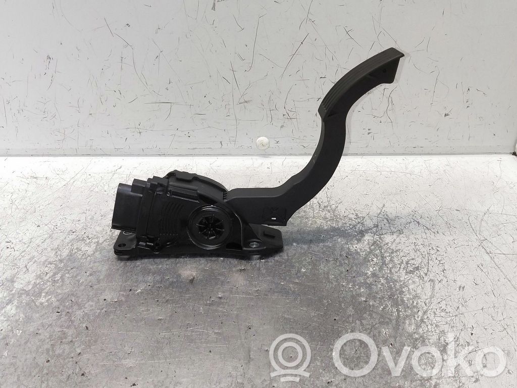 Acceleration sensor