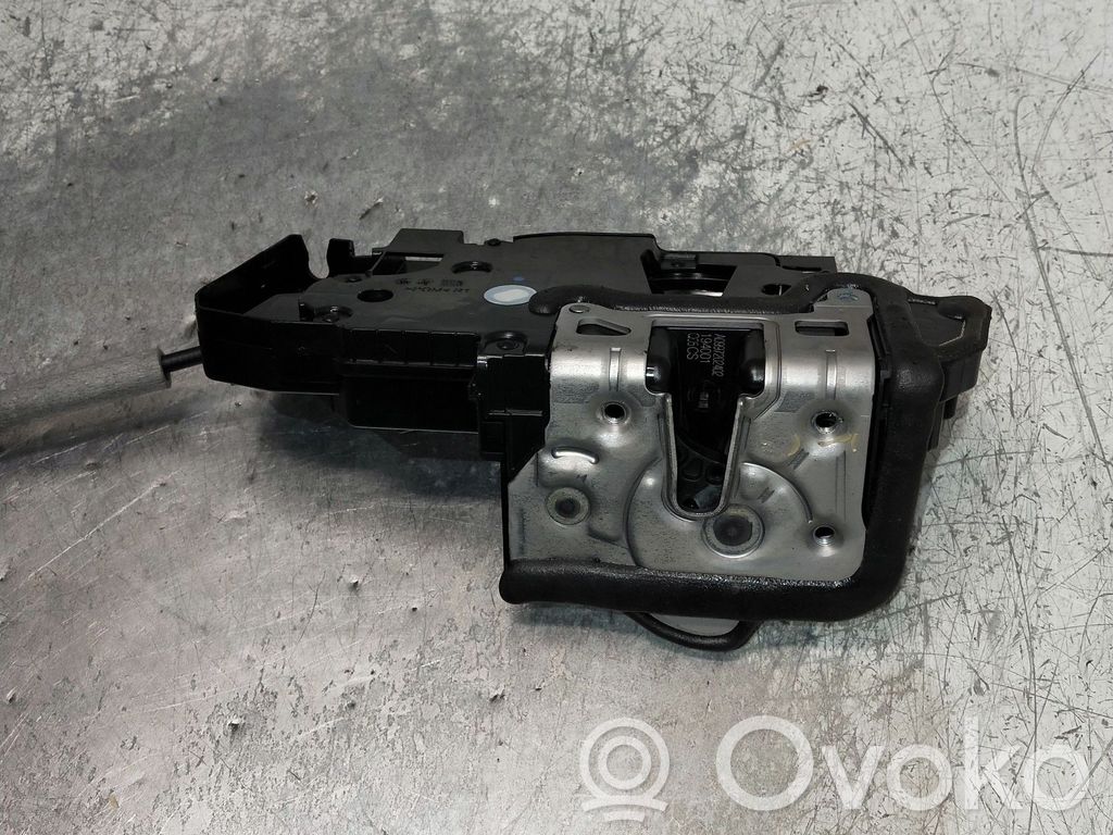 Mercedes-Benz B W247 Motorino serratura porta anteriore 