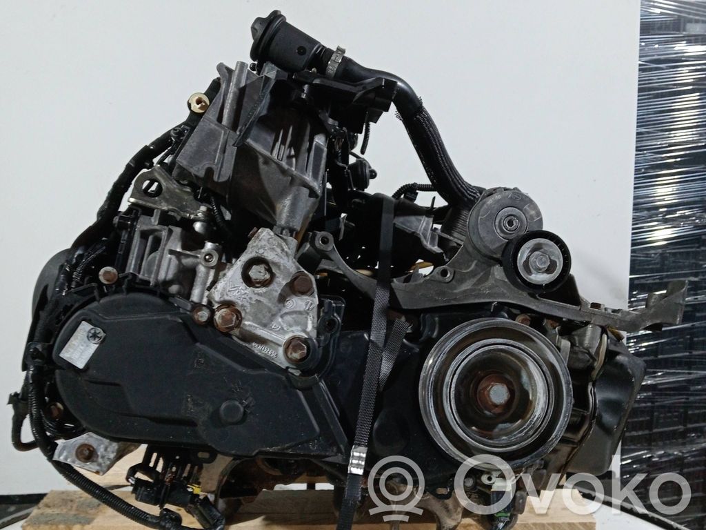Engine   RH02,10DYXT4003171,DELPHY