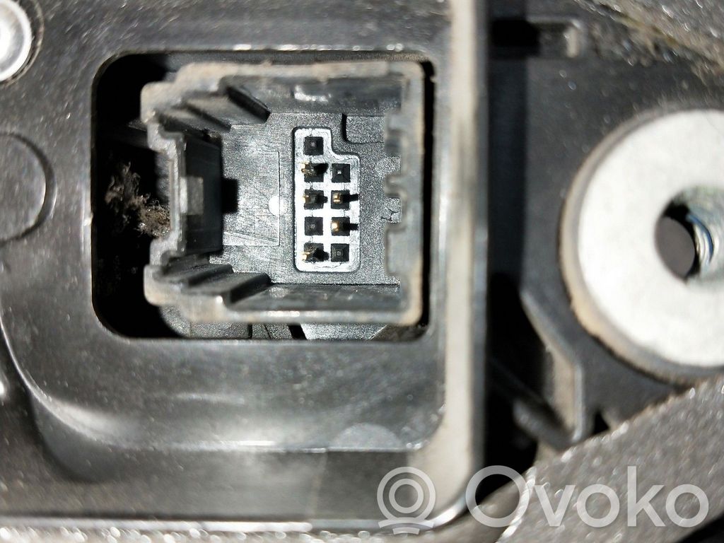 Opel Astra J Front door lock motor 