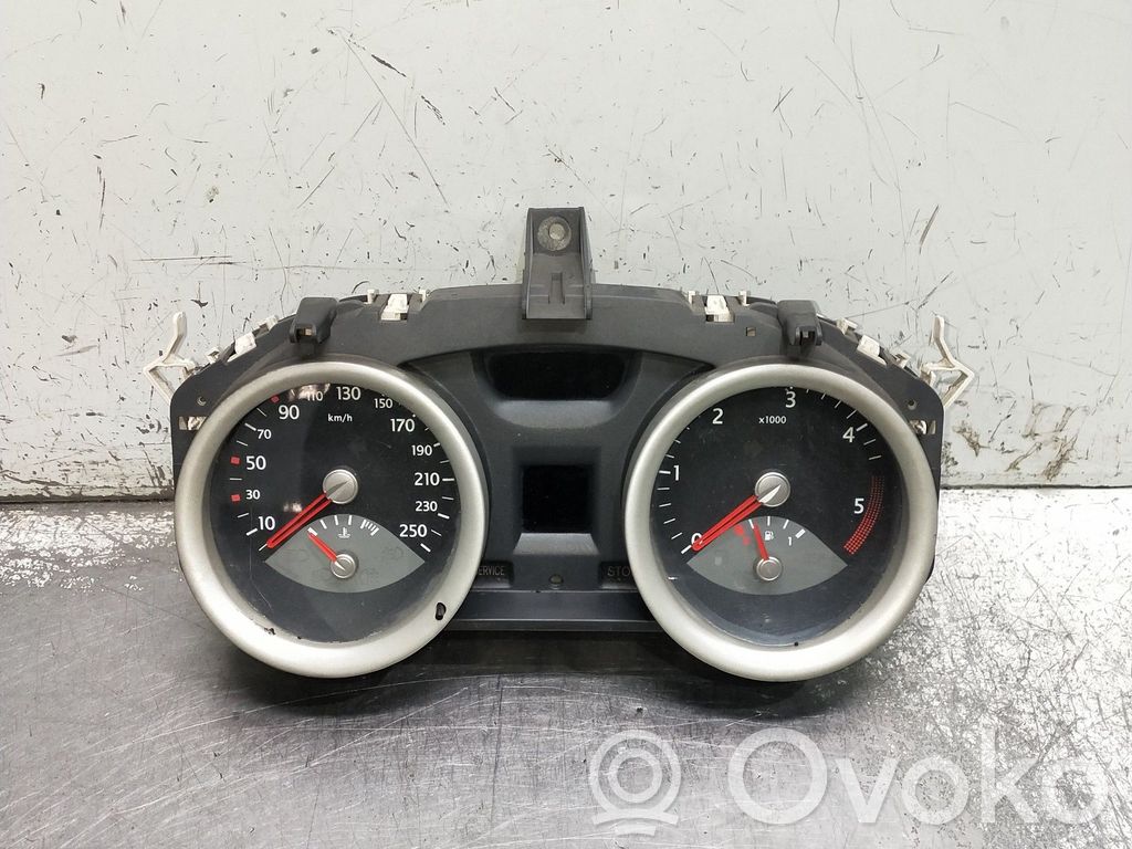 Renault Megane II Speedometer (instrument cluster) 