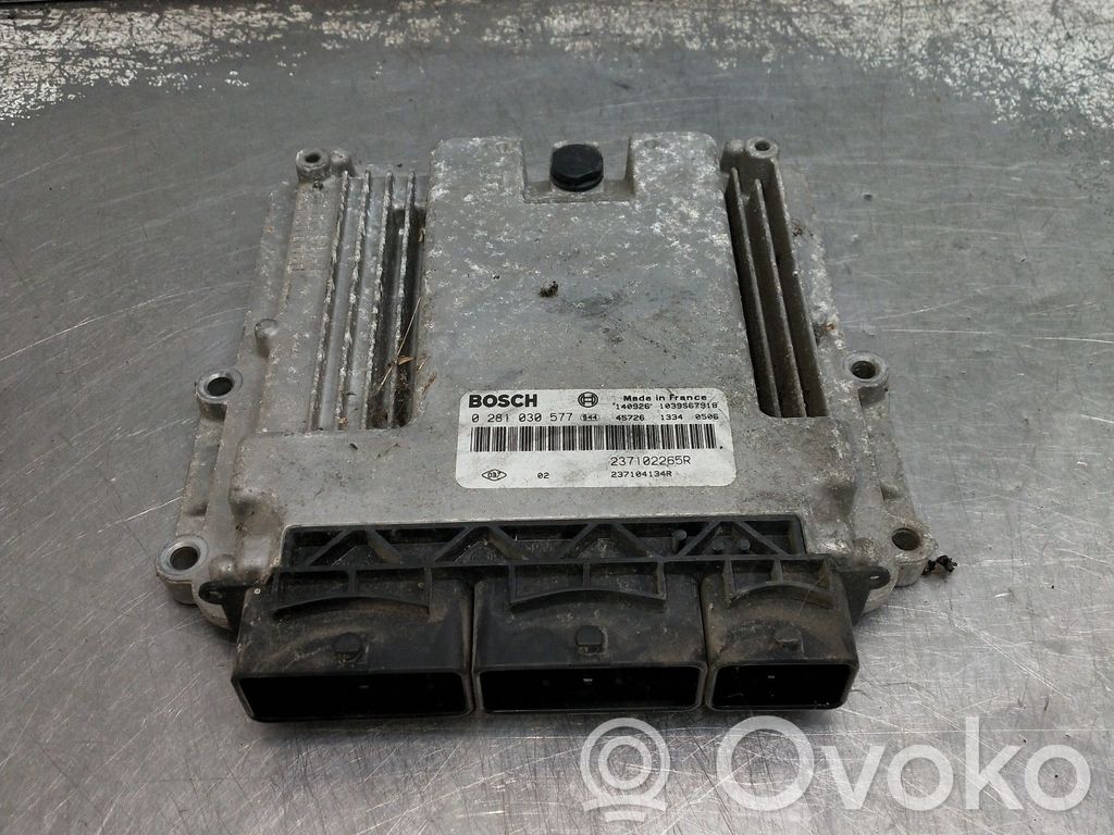 Unidad de control/módulo del motor   0281030577,1039S67918