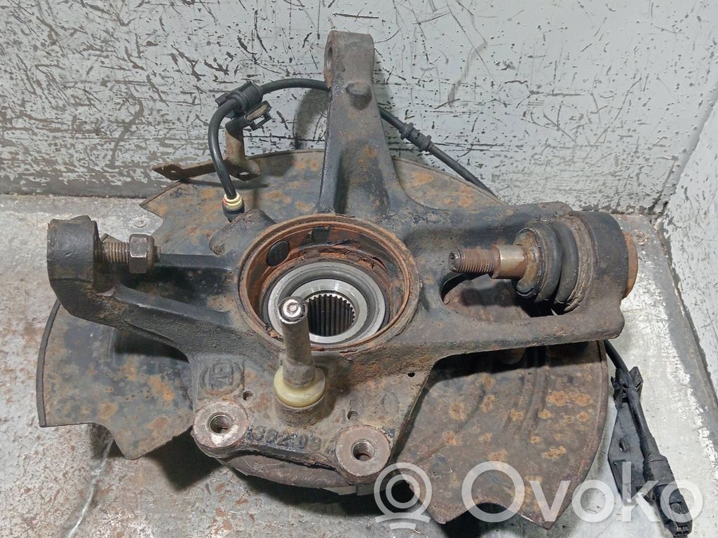 Mercedes-Benz ML W163 Zwrotnica koła tylnego 