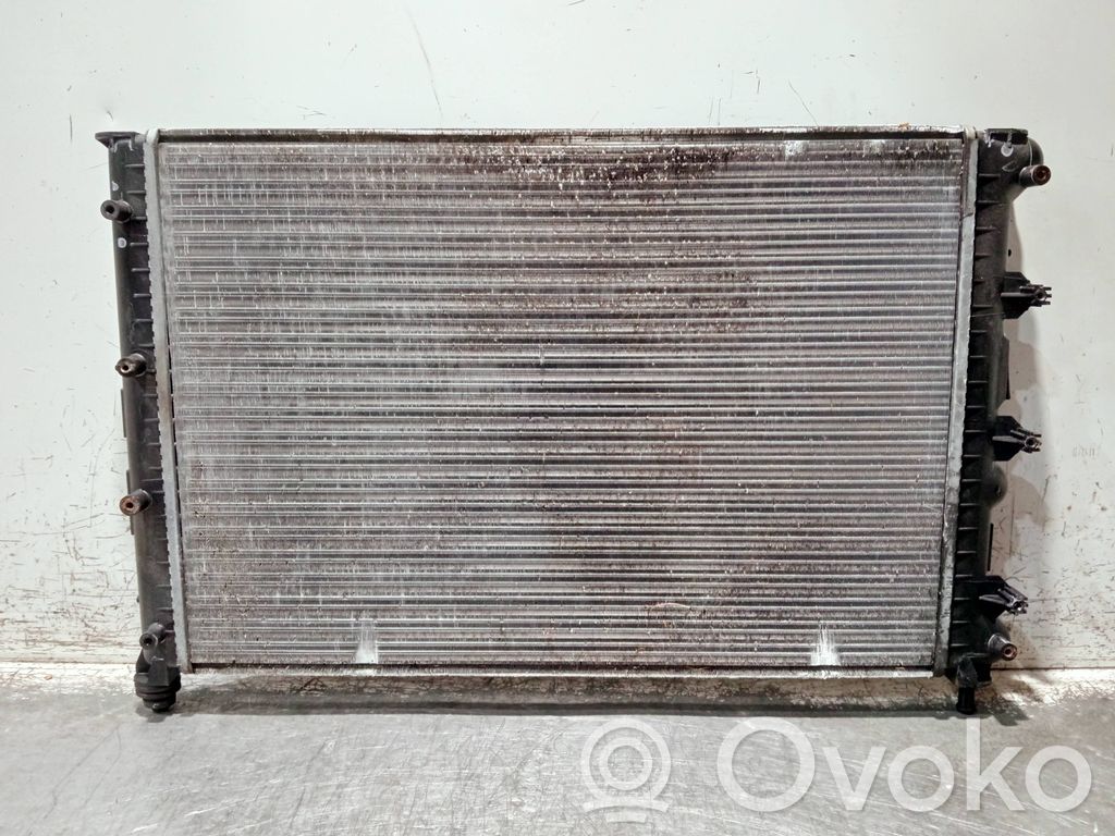 Coolant radiator