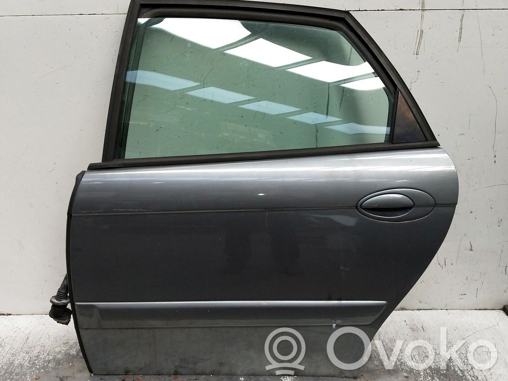 Rear door   4P