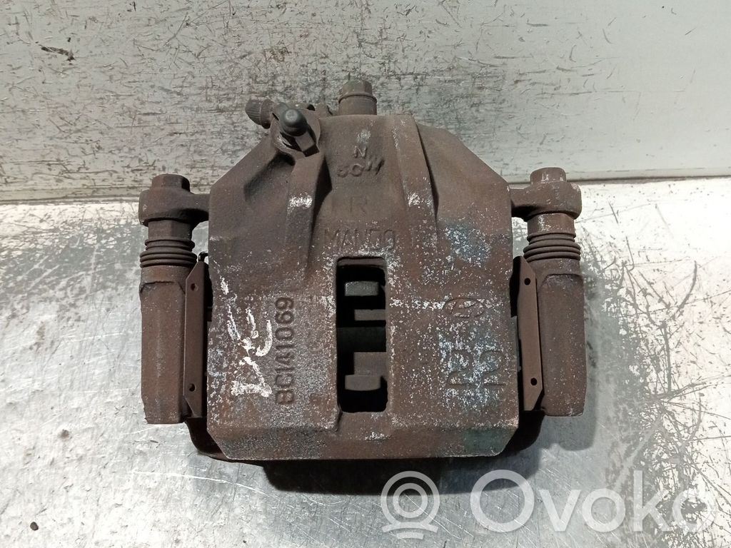 Hyundai Matrix Front brake caliper 