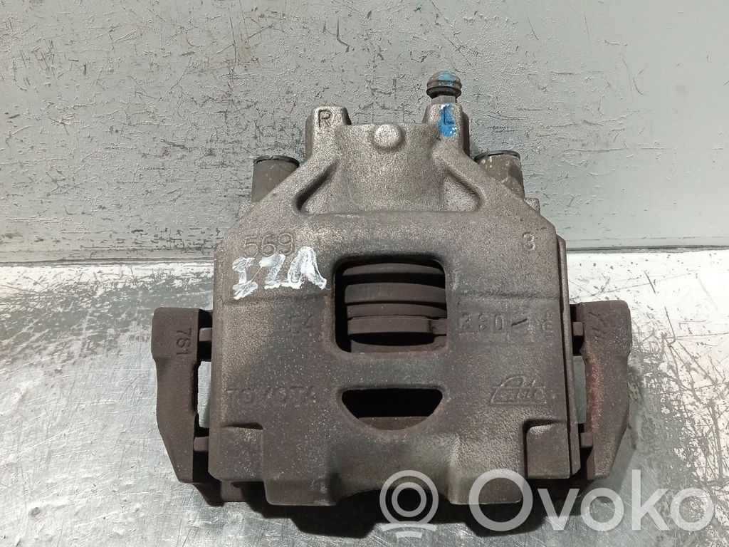 Toyota Yaris Priekšējais suports 