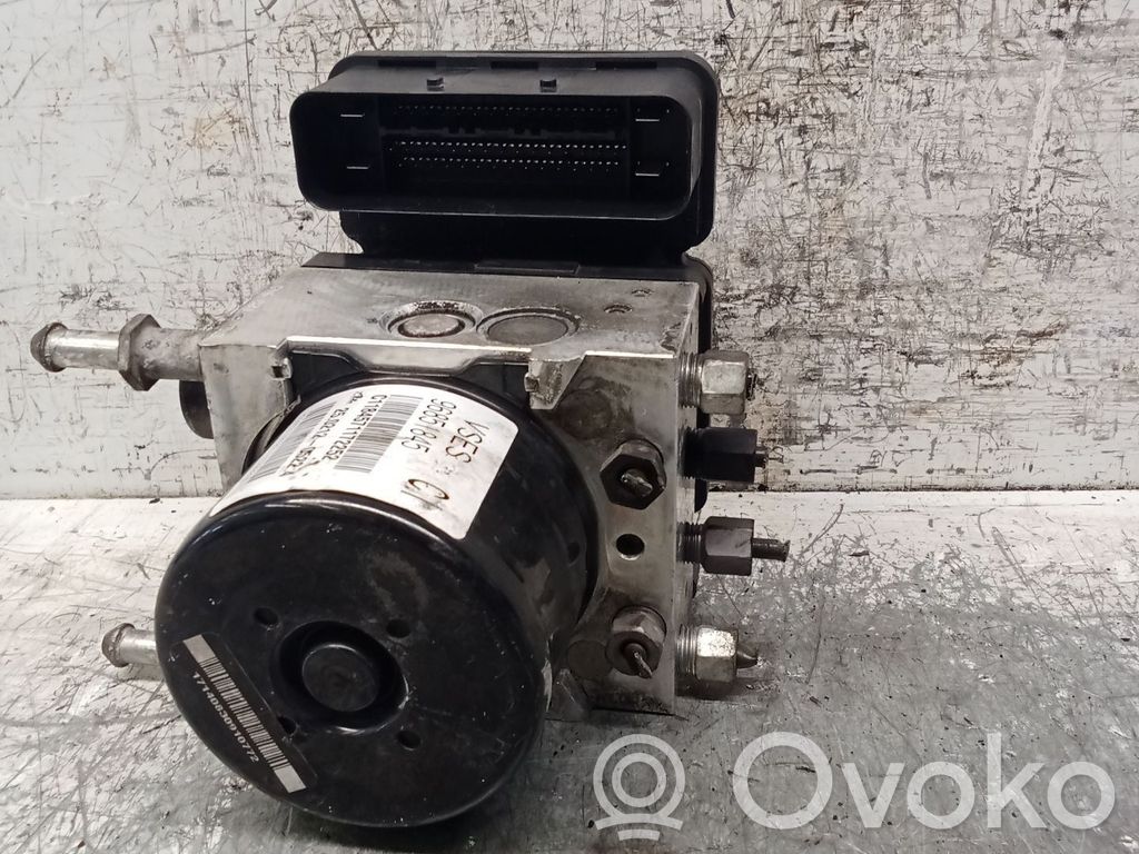 Bomba de ABS   000401812C5