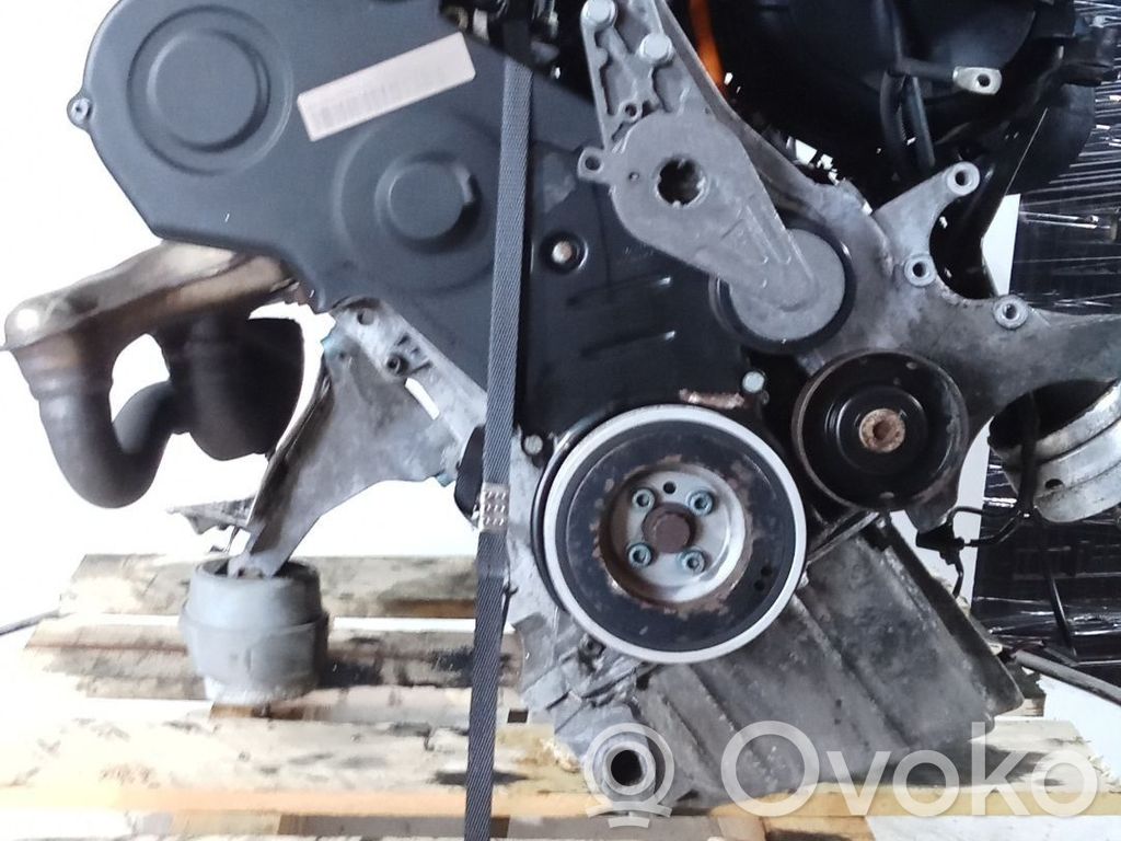 Audi A4 S4 B6 8E 8H Motor 
