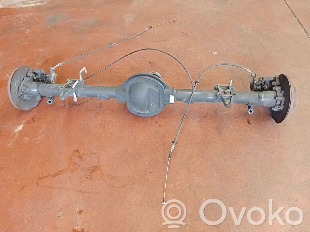 Iveco Daily 6th gen Belka osi tylnej z reduktorem 