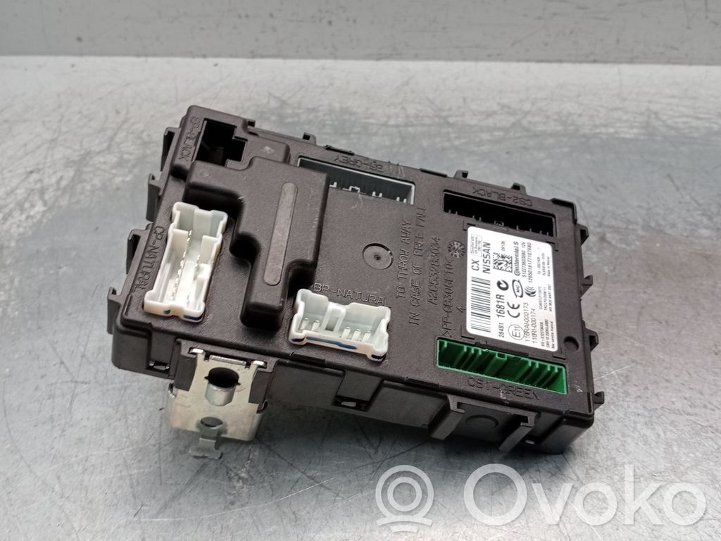Inne komputery / moduły / sterowniki   S122736038B0,284B11681R