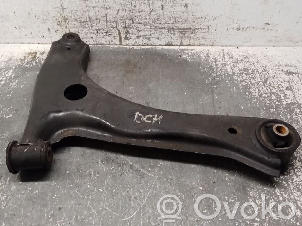Brazo de suspensión delantero