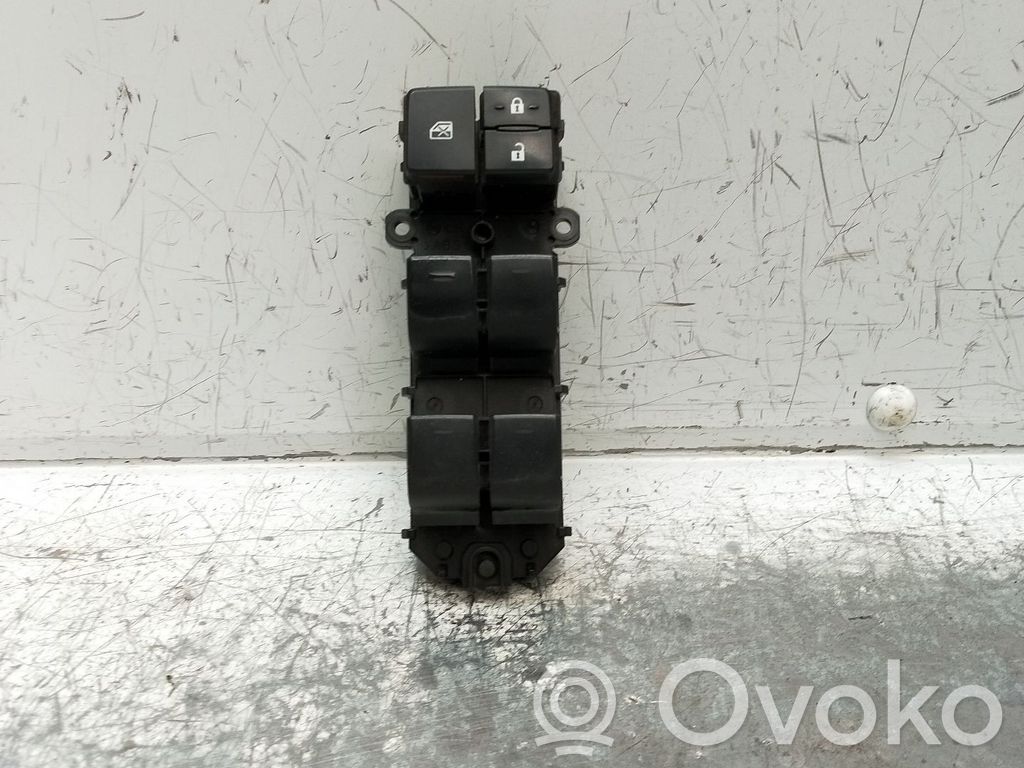 Lexus NX Electric window control switch 