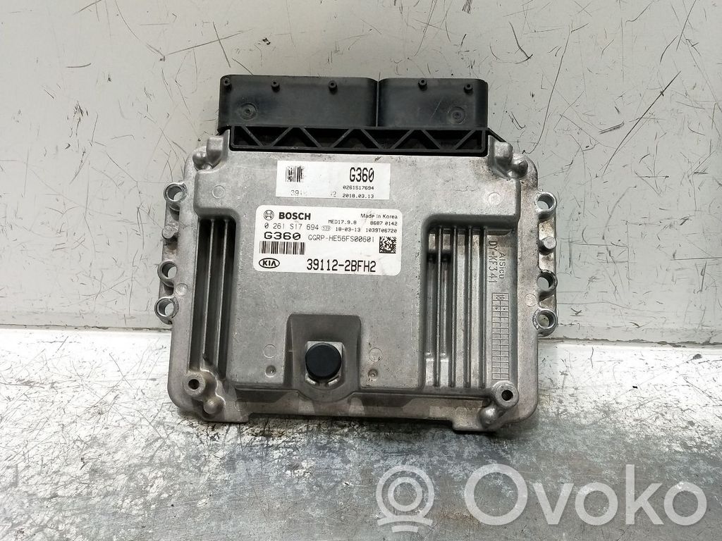 KIA Carens III Engine control unit/module 