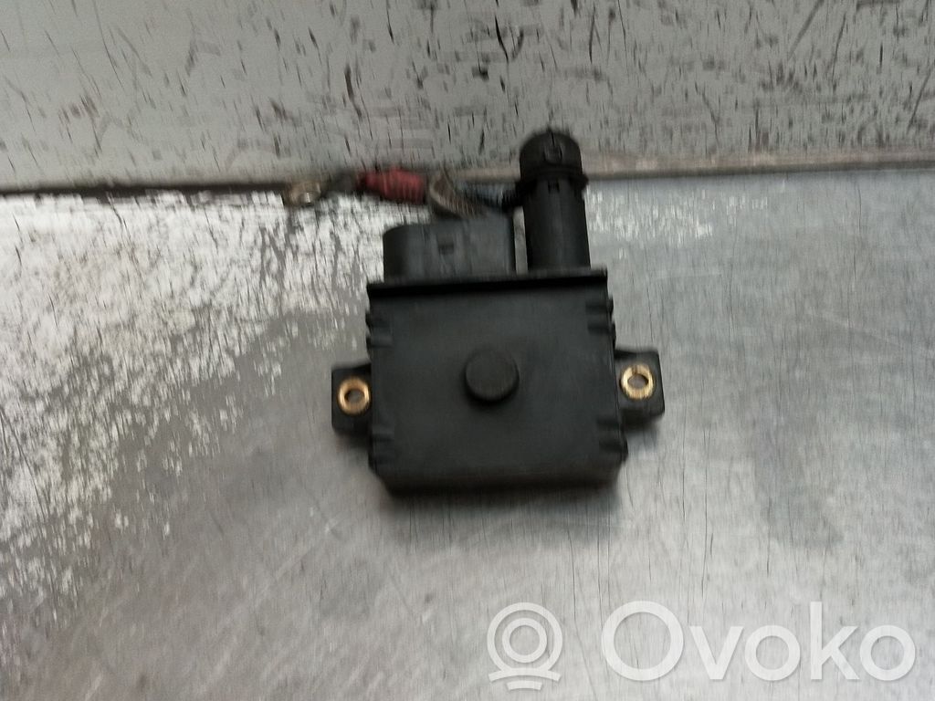 BMW 3 E46 Glow plug pre-heat relay 
